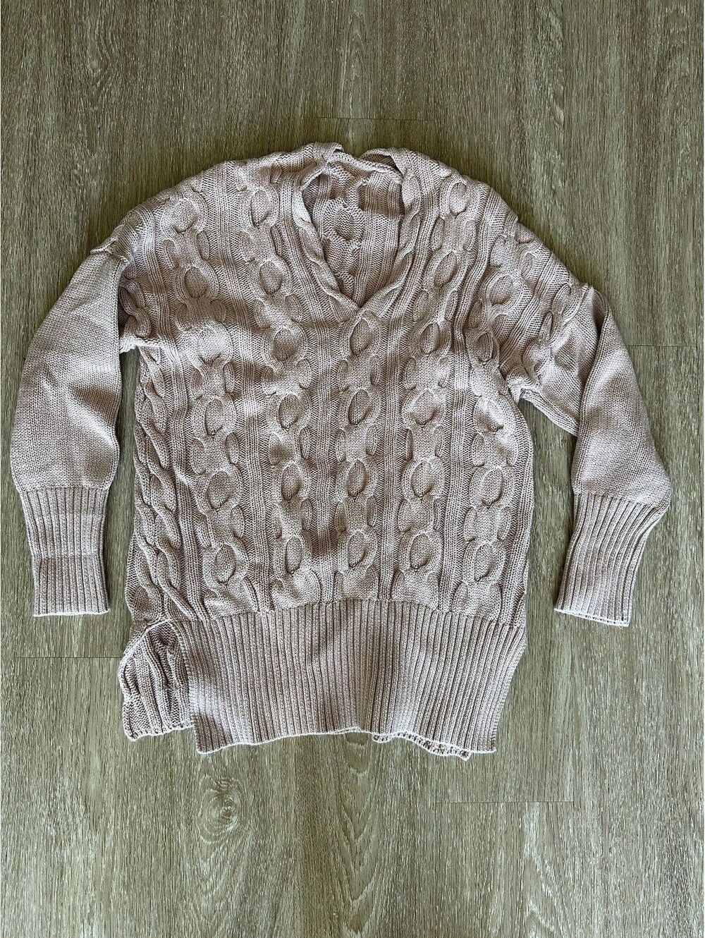 Express Women's blush cable knit sweater
